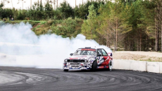 Toy karvanını saxlatdı, bəy-gəlin ətrafında \