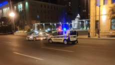 Bakıda polis maşını qəzaya uğrayıb, xəsarət alan var 